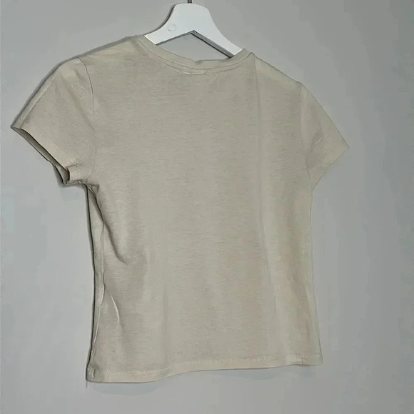 H&M "Le Grand Musee Des Fleurs &Visit Plantes Paris" Short Sleeve Crop Tee - Picture 7 of 9